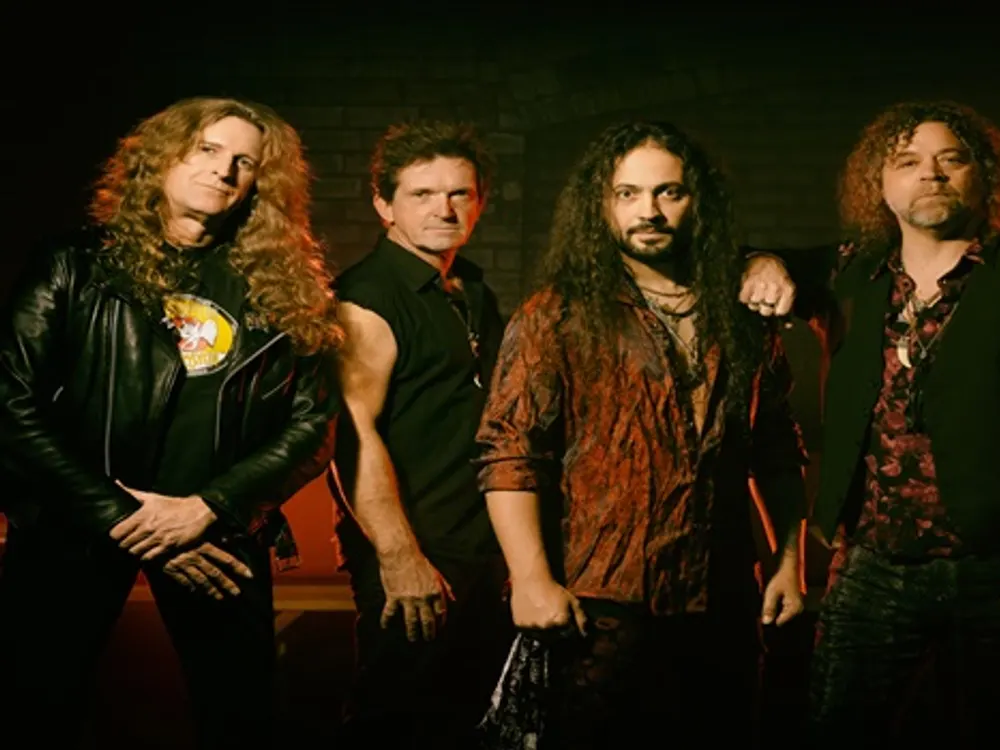 MMM: Tygers of Pan Tang + RVH Project (UK) + (NL)